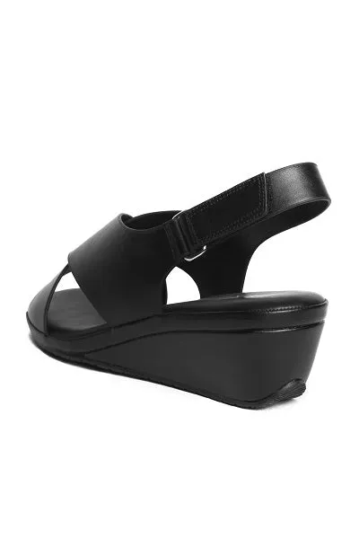 01-3585  Wedge Sandal