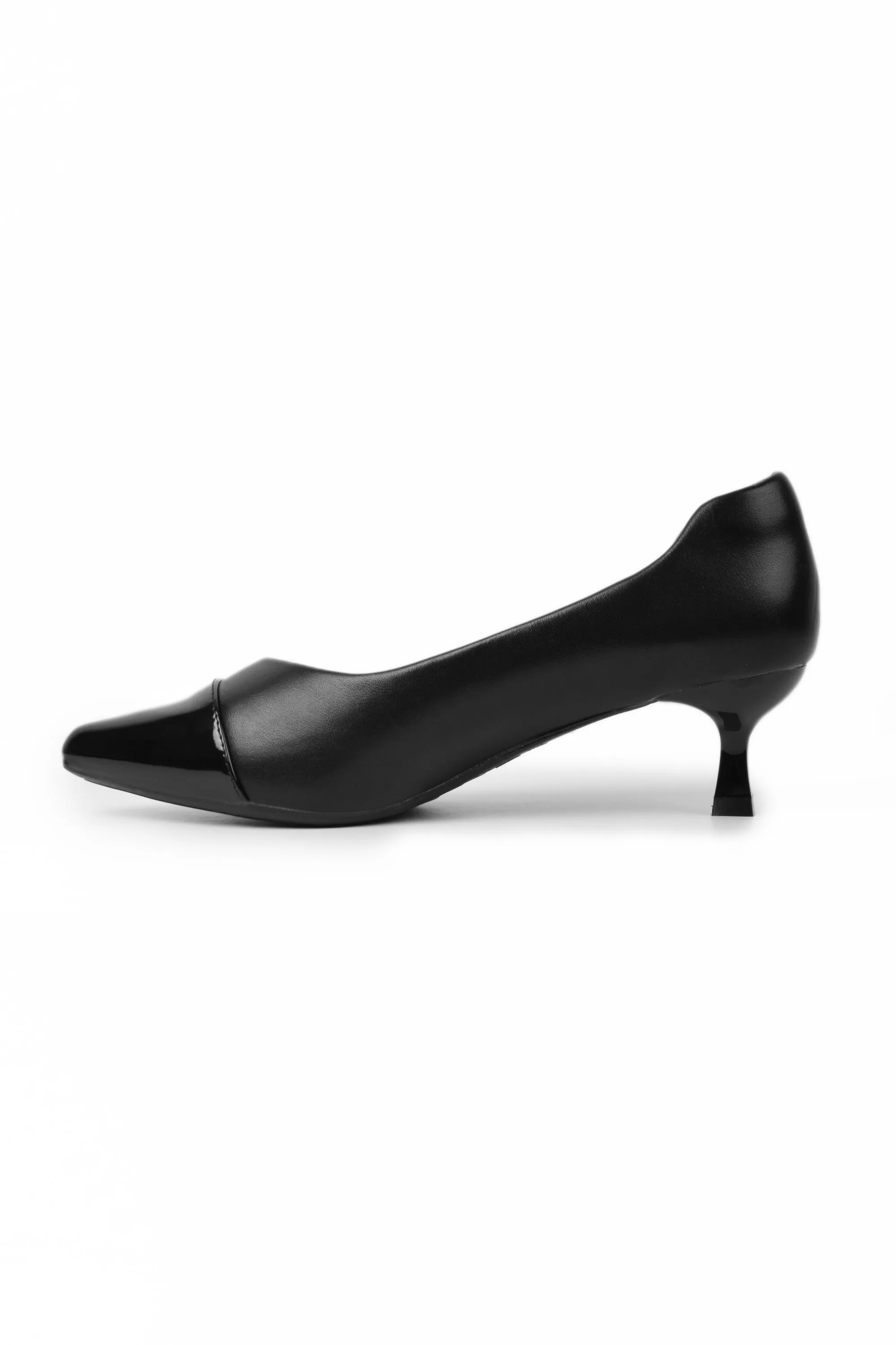 01-4526 Kitten Heel Pumps