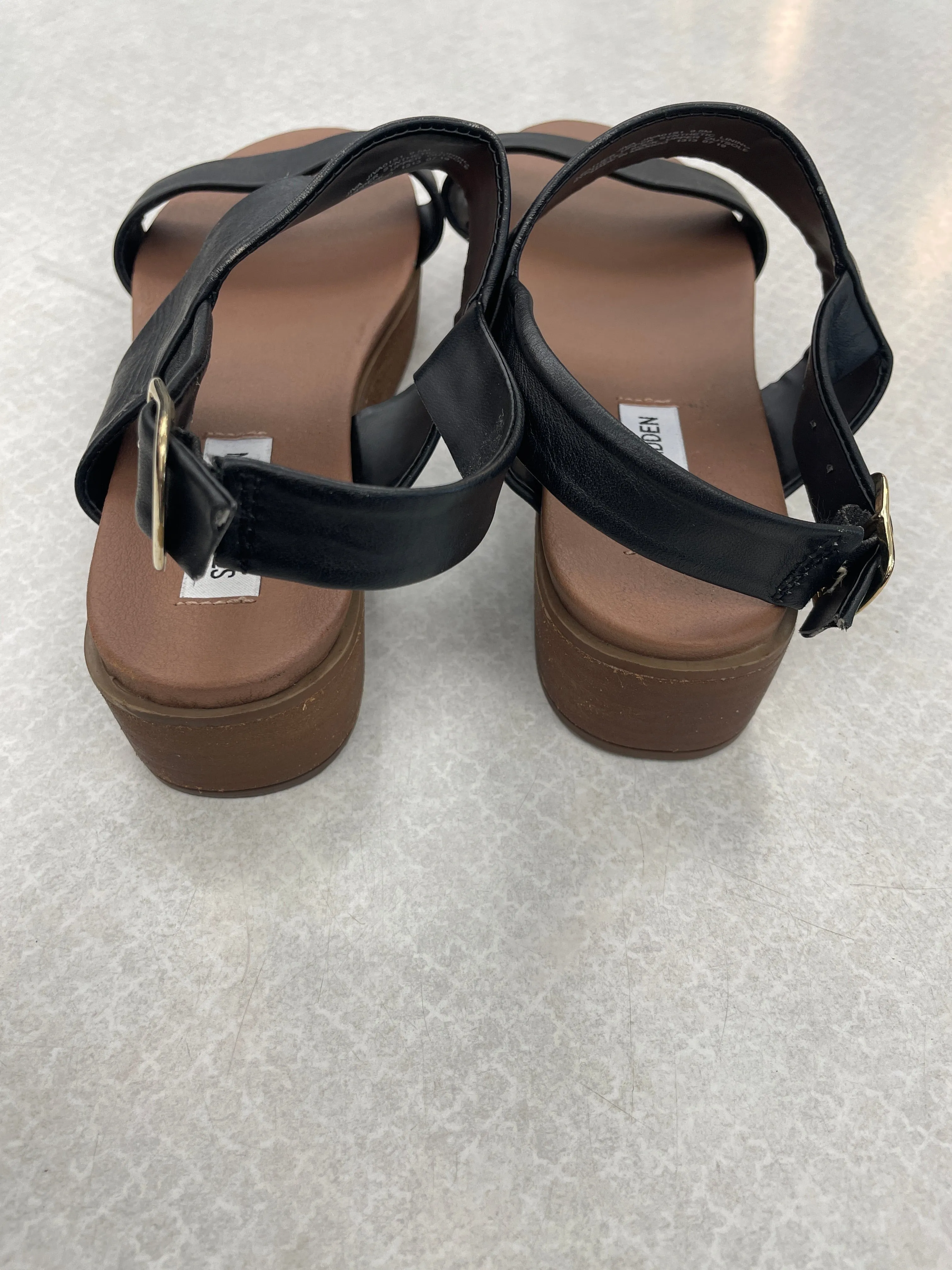 Black Sandals Flats Steve Madden, Size 9.5