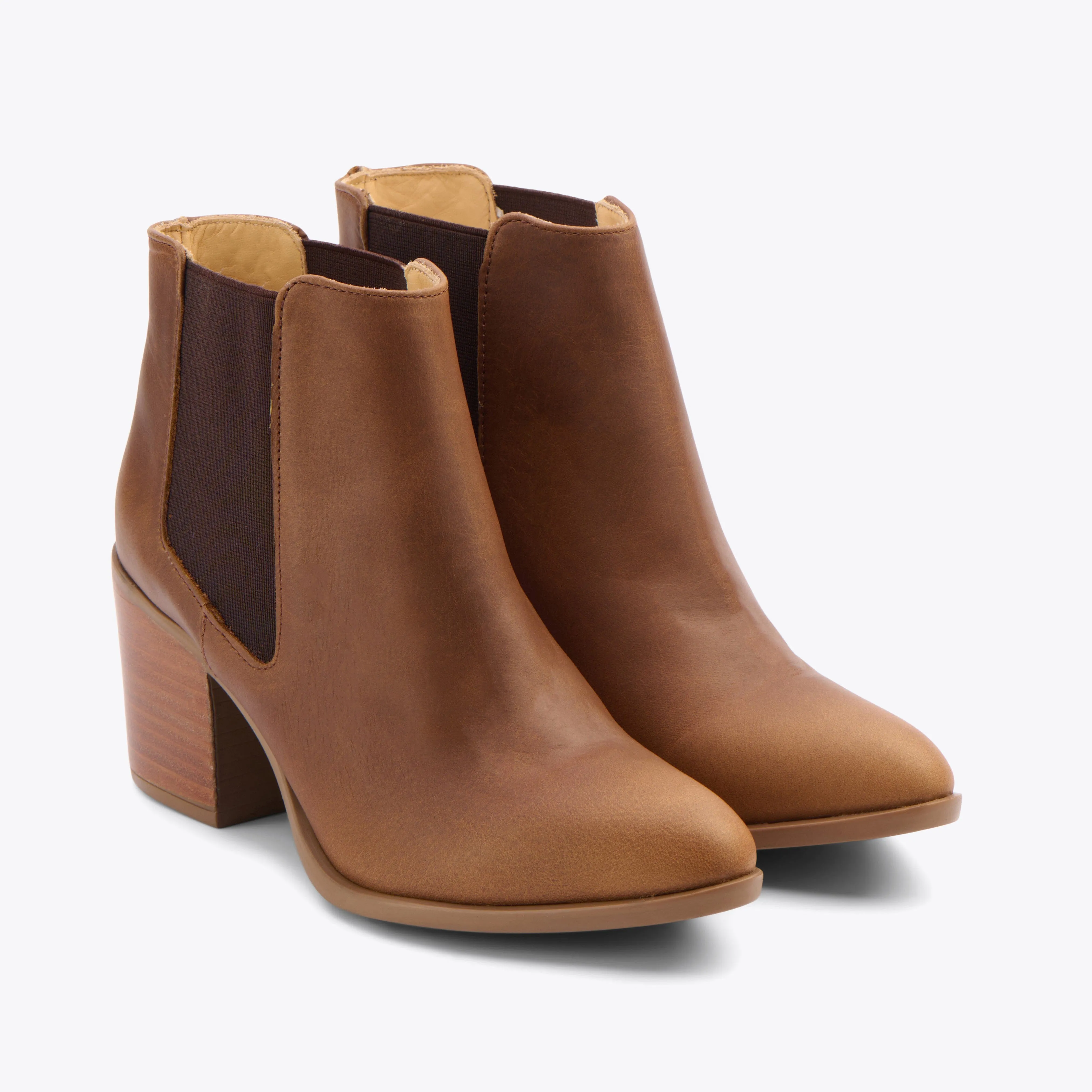 Heeled Chelsea Commuter Boot Brown