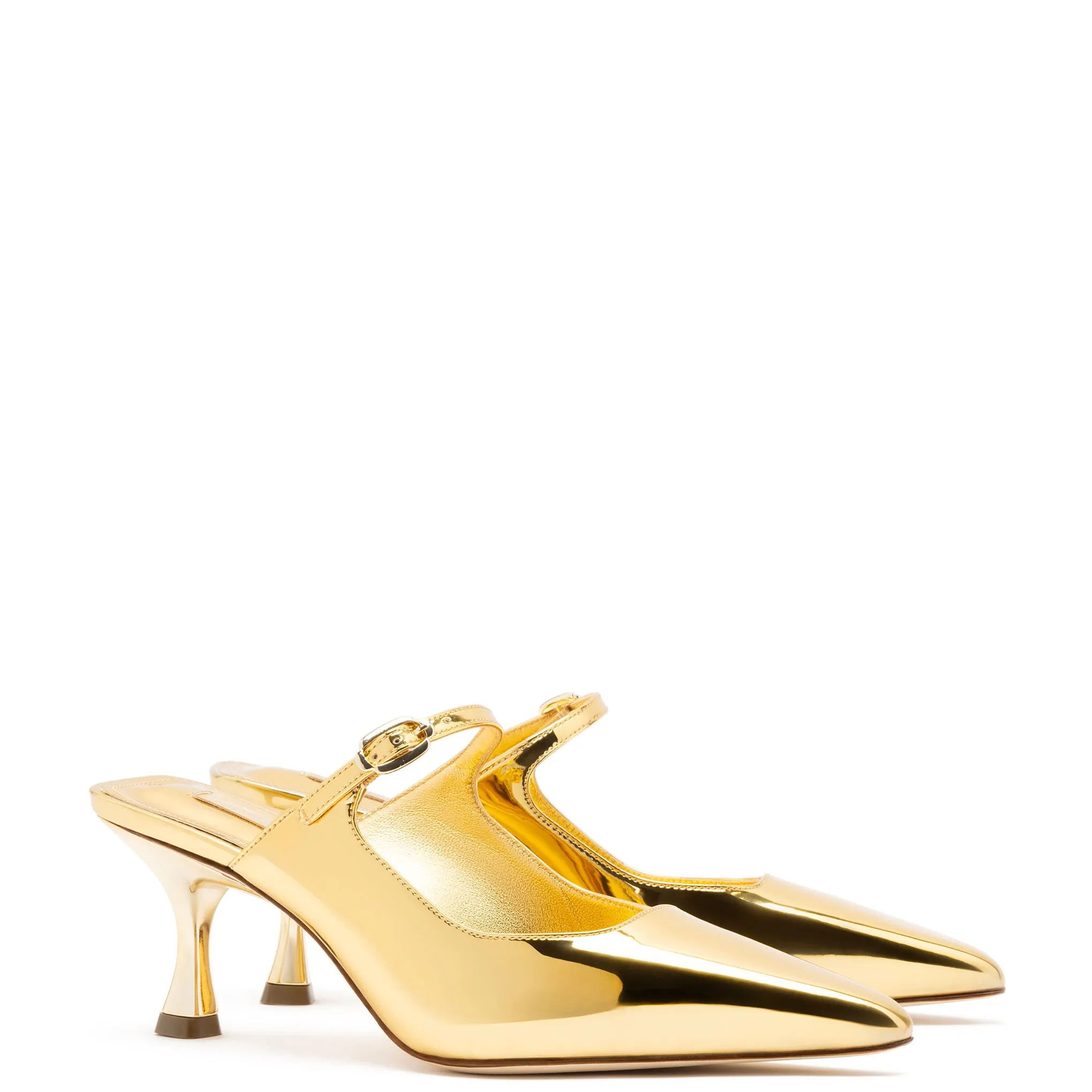 Sure! The optimized title for this e-commerce product in English with modifiers could be: Gold Mirror Leather Ines Mule