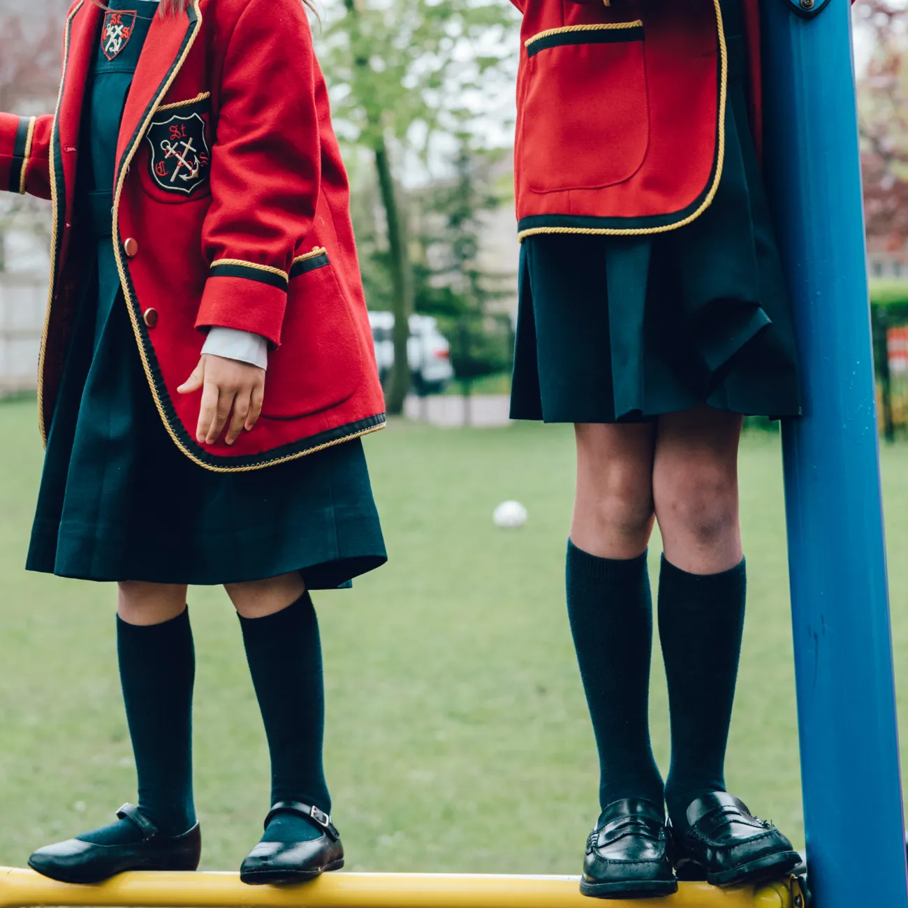 KNEE SOCKS