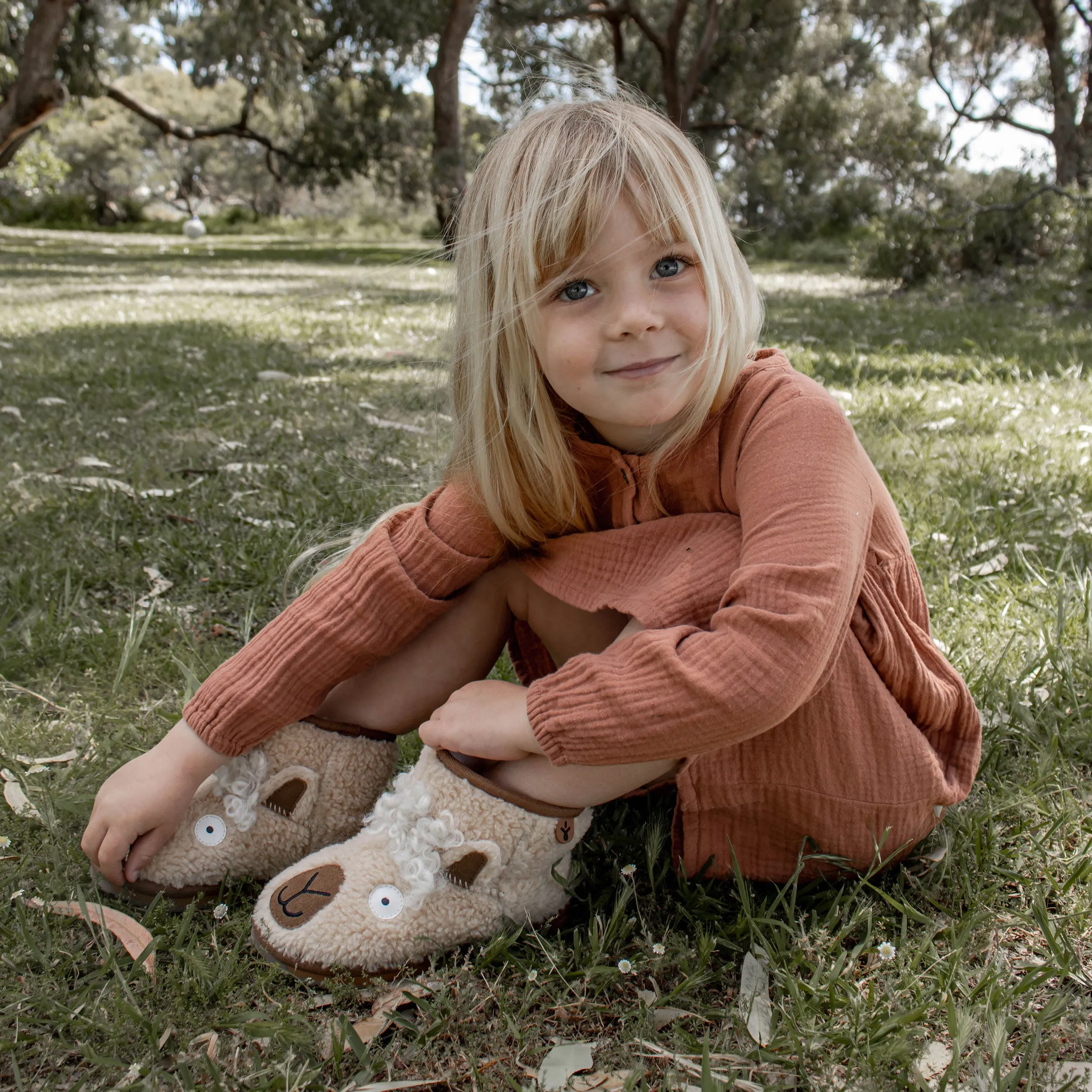 Llama Kid's Mini Sherpa Boot - Natural