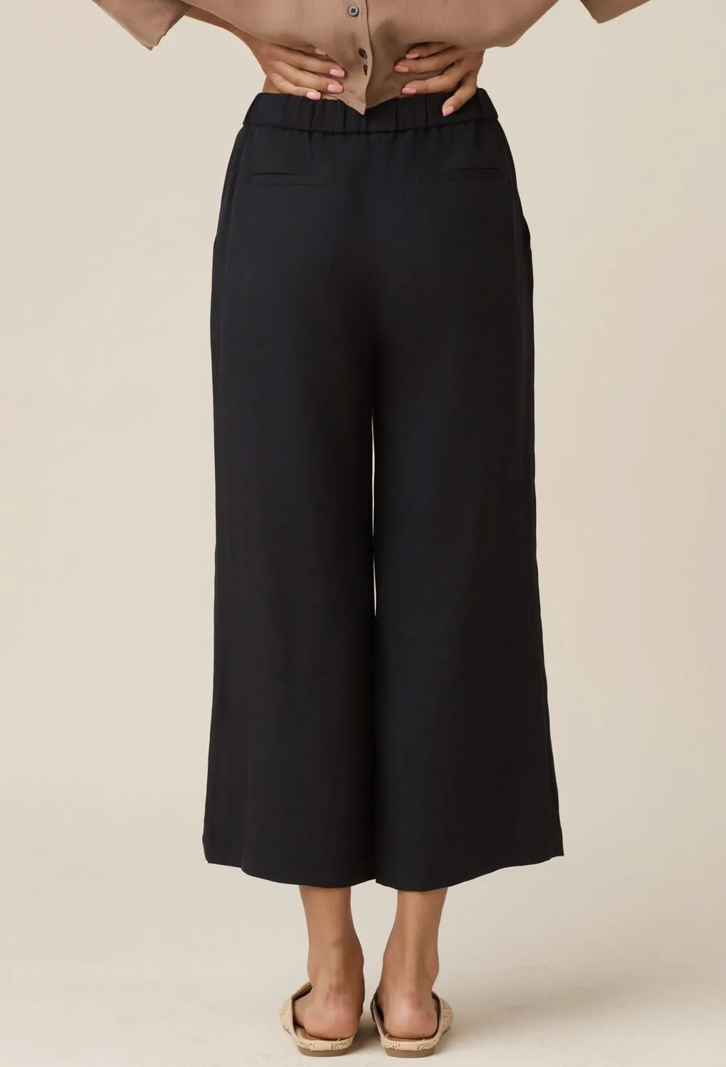 The Wide Leg Crop Pant